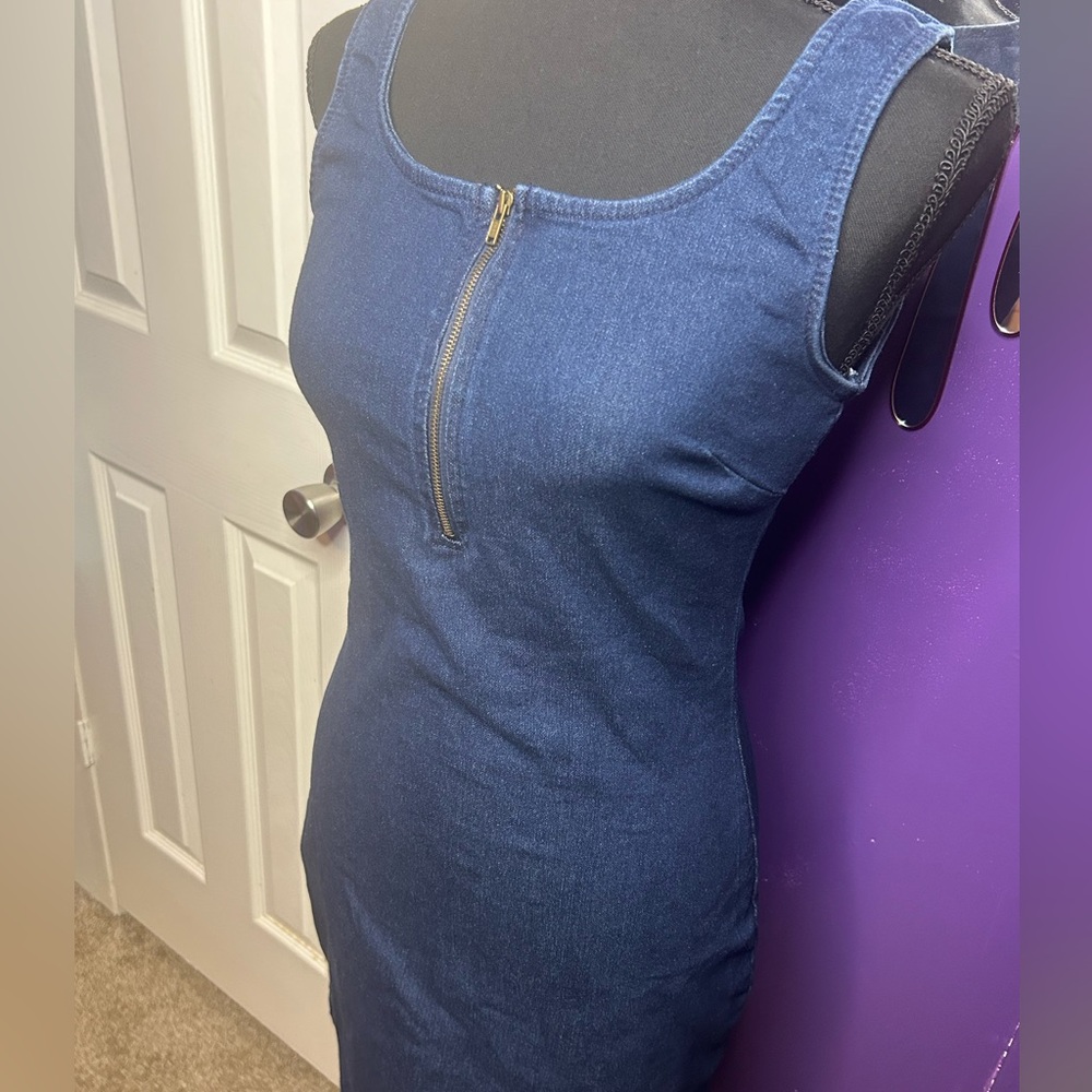 Derek Heart Women’s Bodycon Denim Knee Length Dress